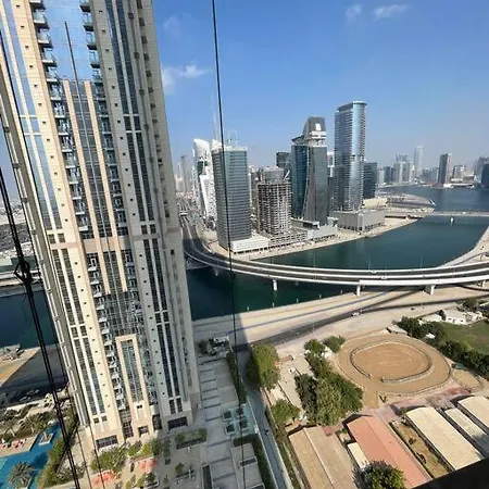 Amna Tower With A Beautiful View And A Chic Style Appartement Dubai Buitenkant foto