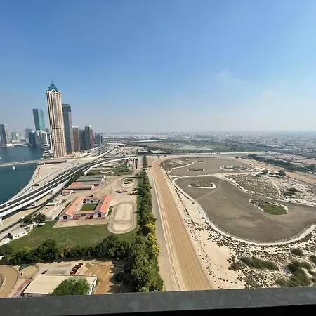 Amna Tower With A Beautiful View And A Chic Style Appartement Dubai Buitenkant foto