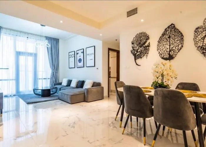 Amna Tower With A Beautiful View And A Chic Style