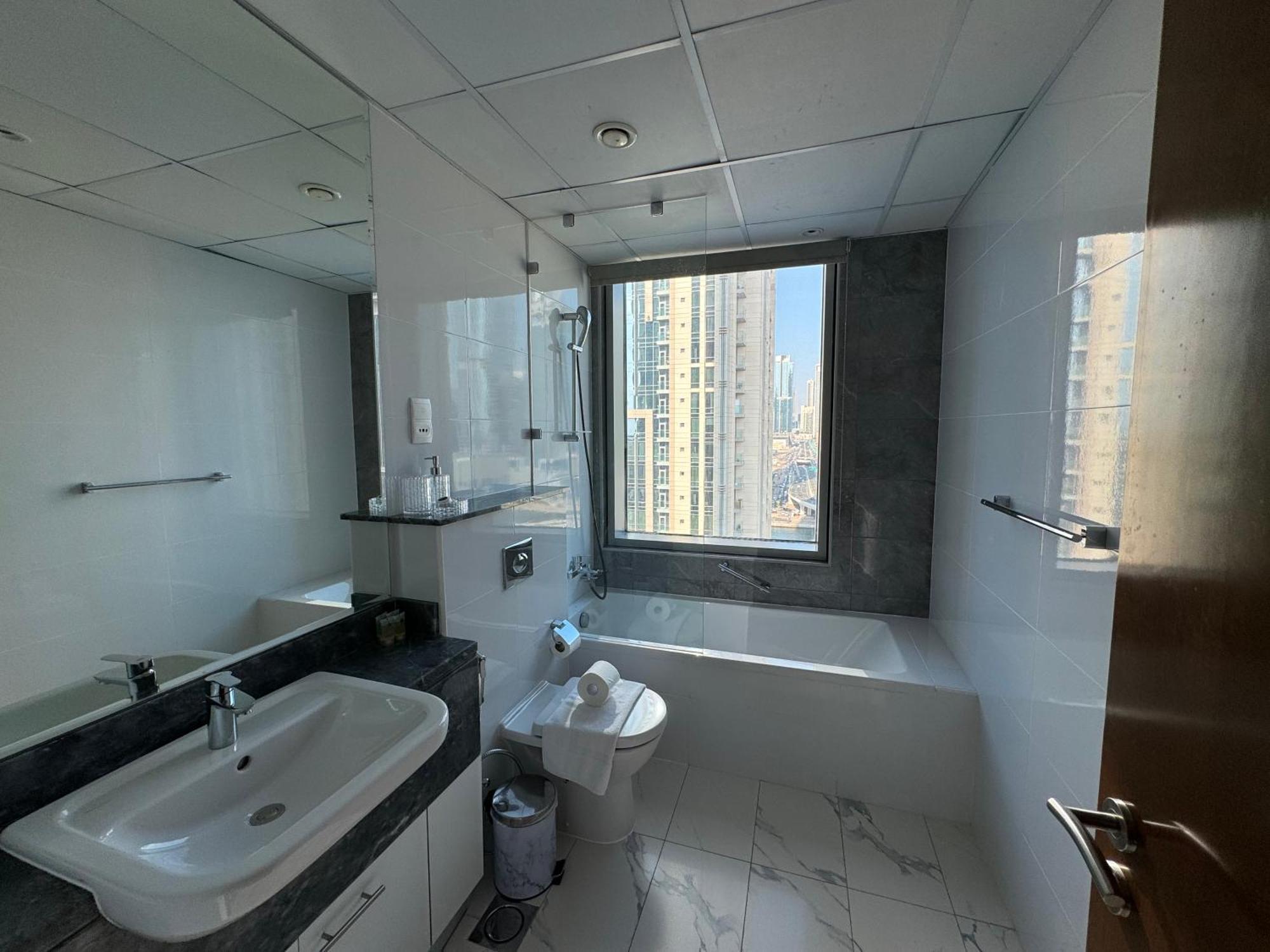 Appartamento Amna Tower With A Beautiful View And A Chic Style